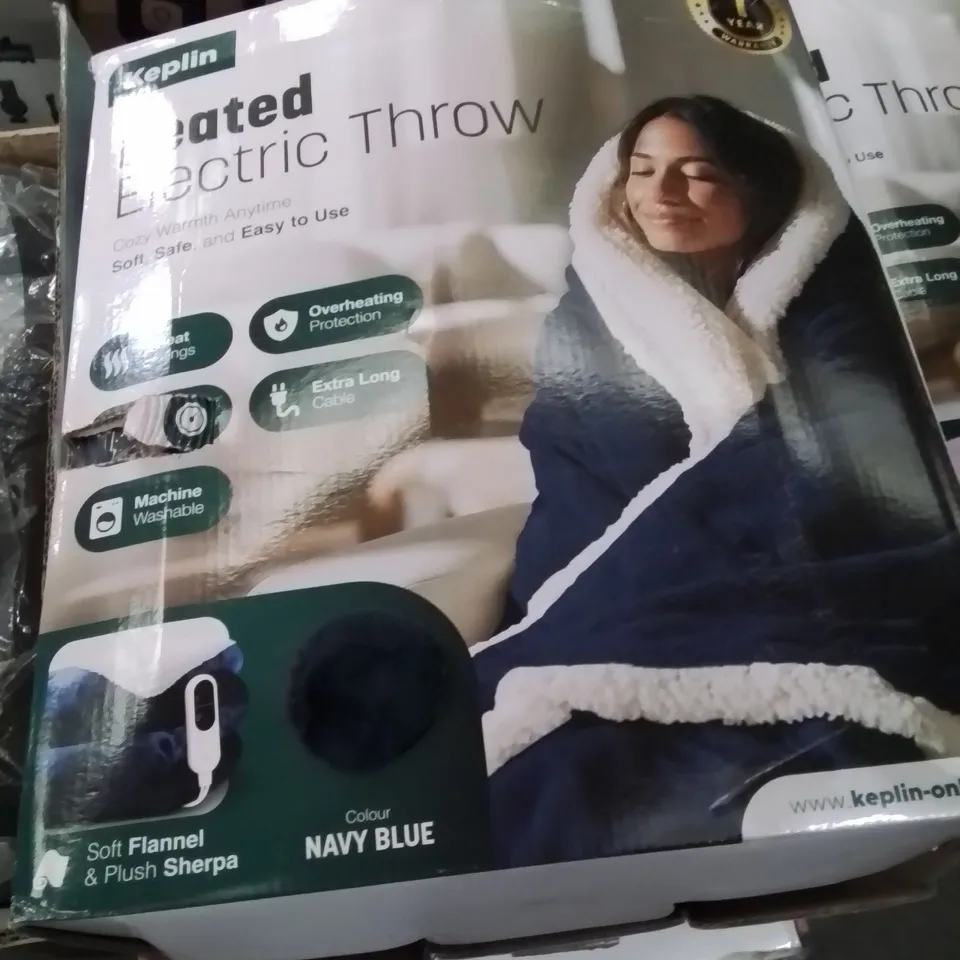 BOXED KEPLIN HEATED ELECTRIC THROW NAVY BLUE