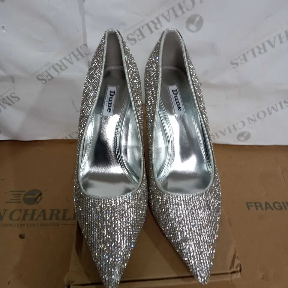 BOXED PAIR OF DUNE SILVER DIAMANTE ENCRUSTED HIGH HEEL SHOES SIZE 7