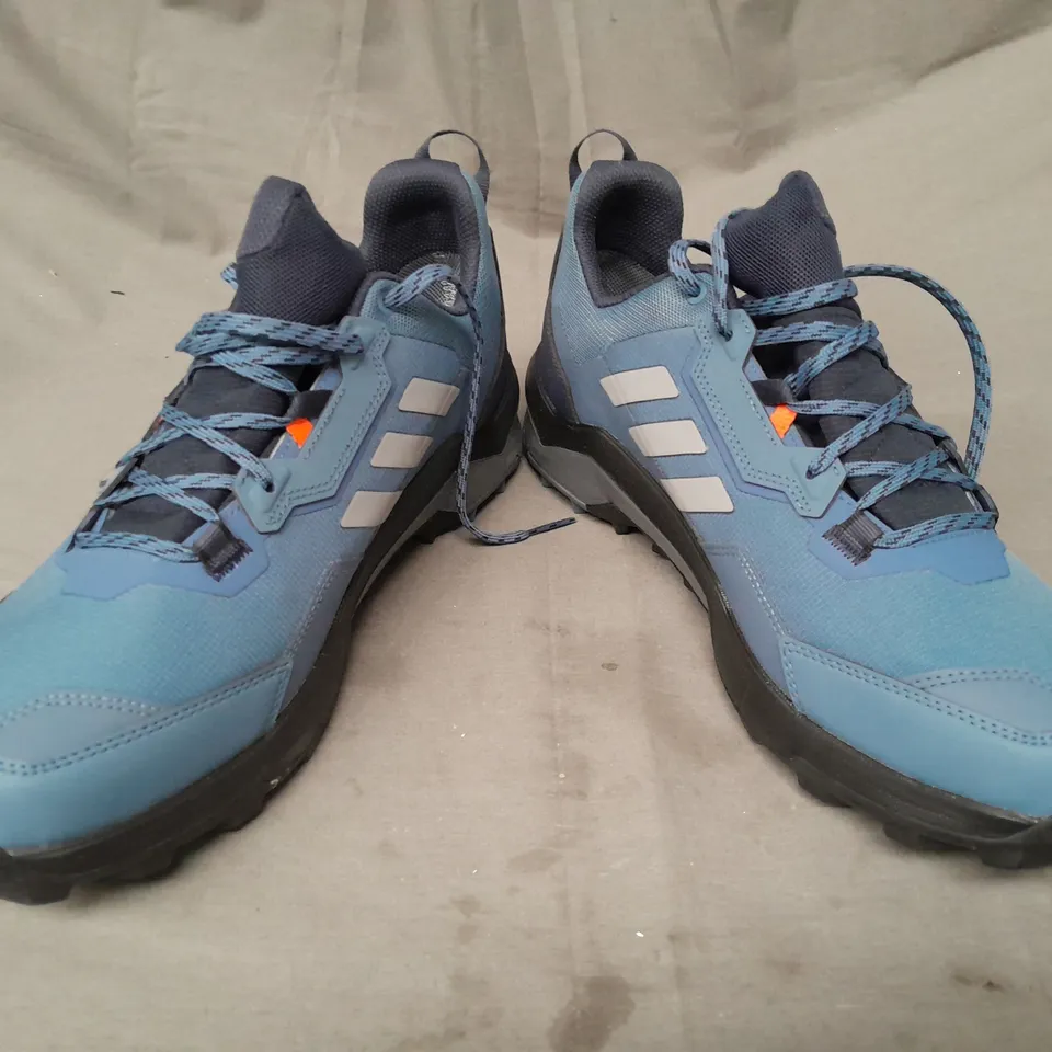 BOXED PAIR OF ADIDAS TERREX AX4 GTX SHOES IN BLUE UK SIZE 11