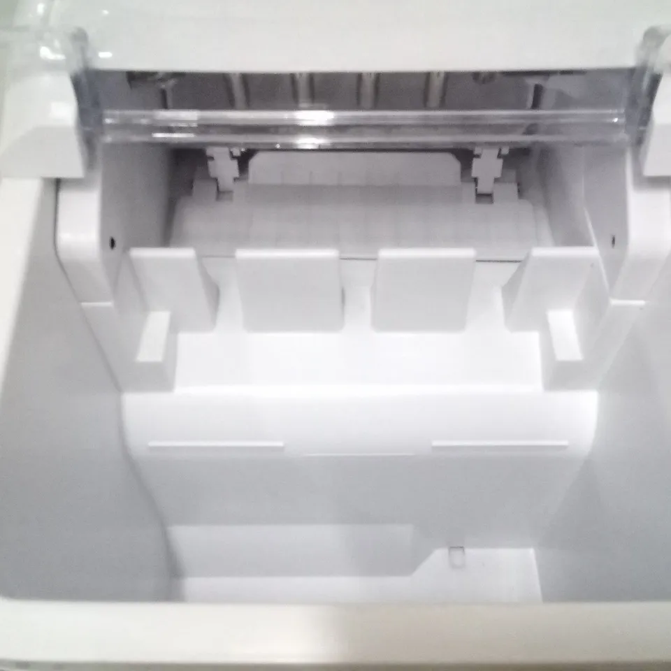 BOXED OSTBA ICE MAKER