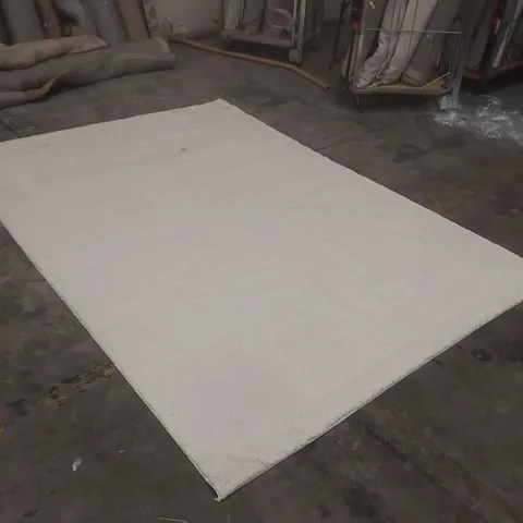 QUALITY DESIGNER AREA RUG - APPROXIMATELY 290 x 200cm