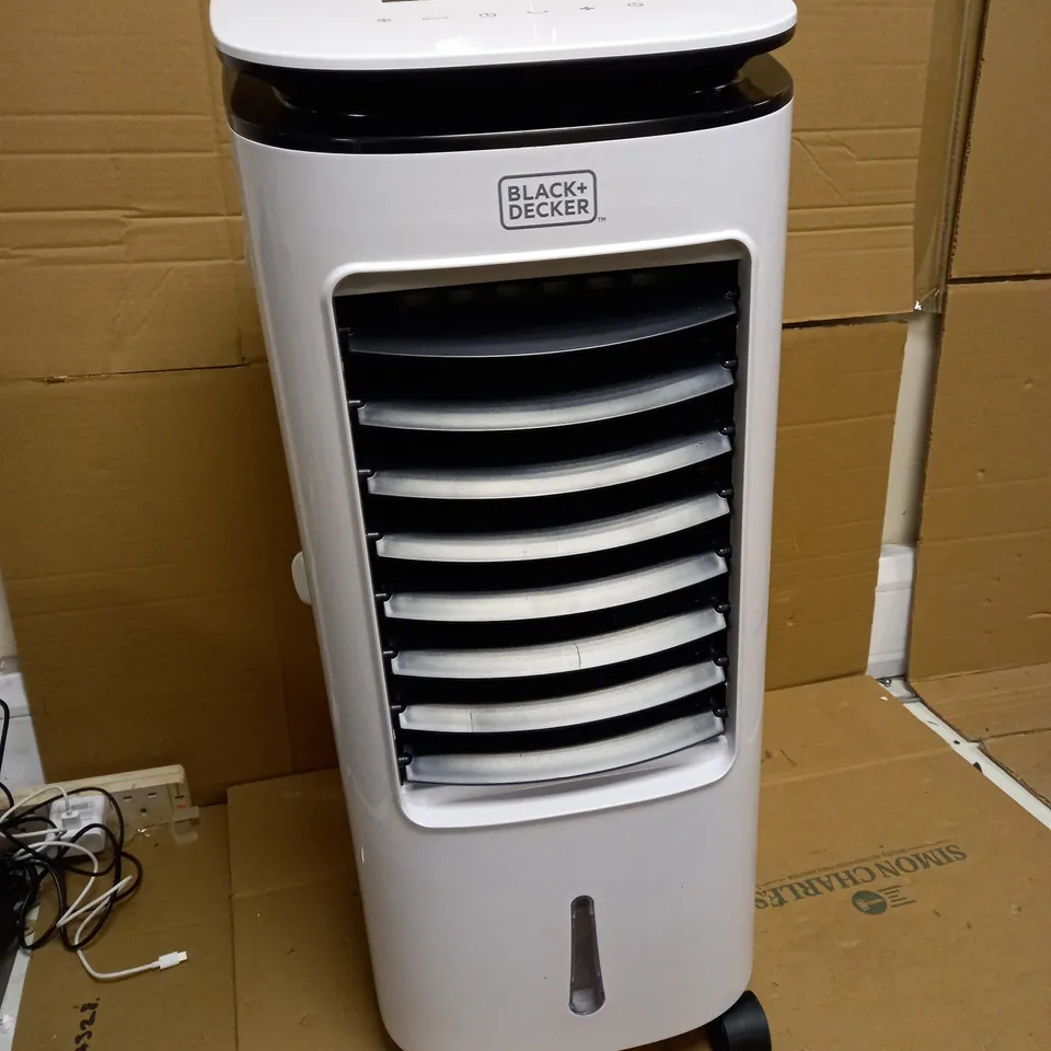 BLACK+DECKER 7 LITRE DIGITAL 2-IN-1 AIR COOLER