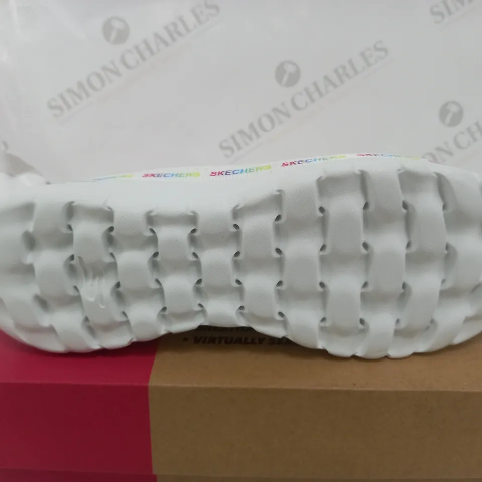 SKETCHERS GO WALK TRAINERS WHITE SIZE 6