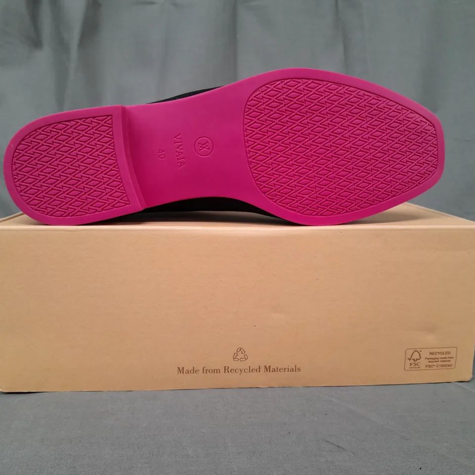 BOXED PAIR OF VIVAIA SLIP-ON SHOES IN BLACK/PINK EU SIZE 40