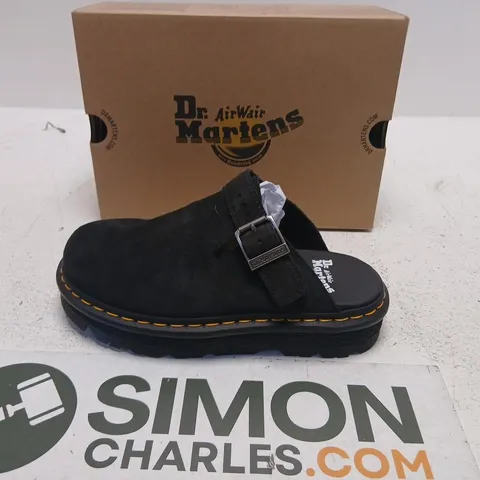 DR. MARTENS ZEBZAG MULE – BLACK, UK 7