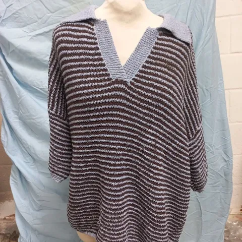 PRINCESS POLLY SERENIQUE COLLARED SHORT SLEEVE KNIT SWEATER IN BLUE/CHOCOLATE SIZE L/XL