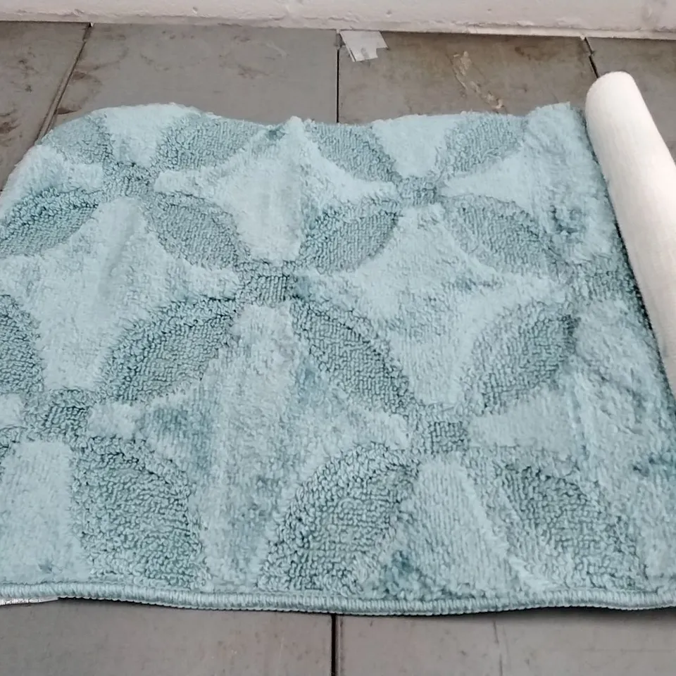 PACO HOME RECTANGLE BATH MAT SIZE 50CM
