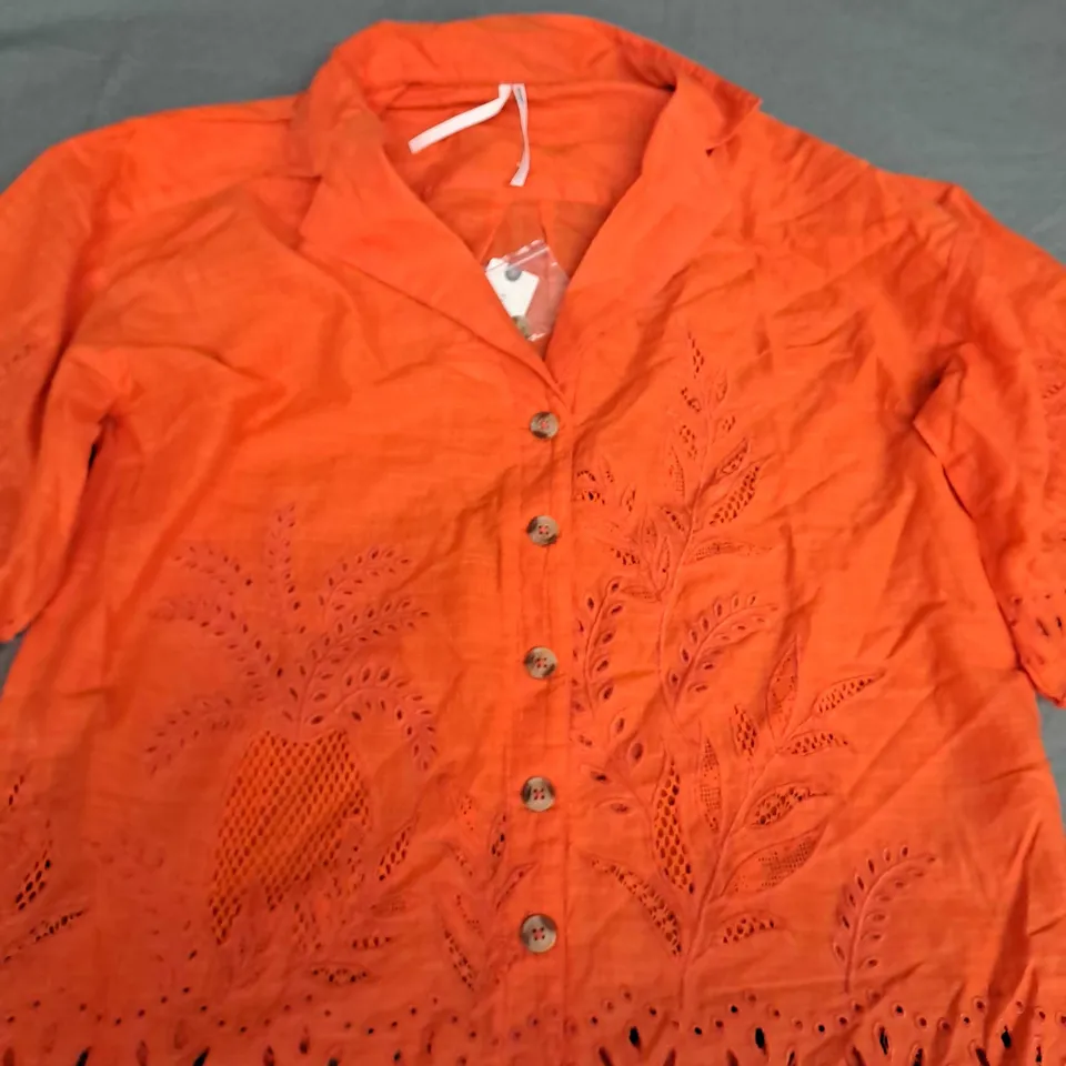 ANTHROPOLOGIE FLORAL BUTTON SHIRT TOPIN ORANGE - MEDIUM