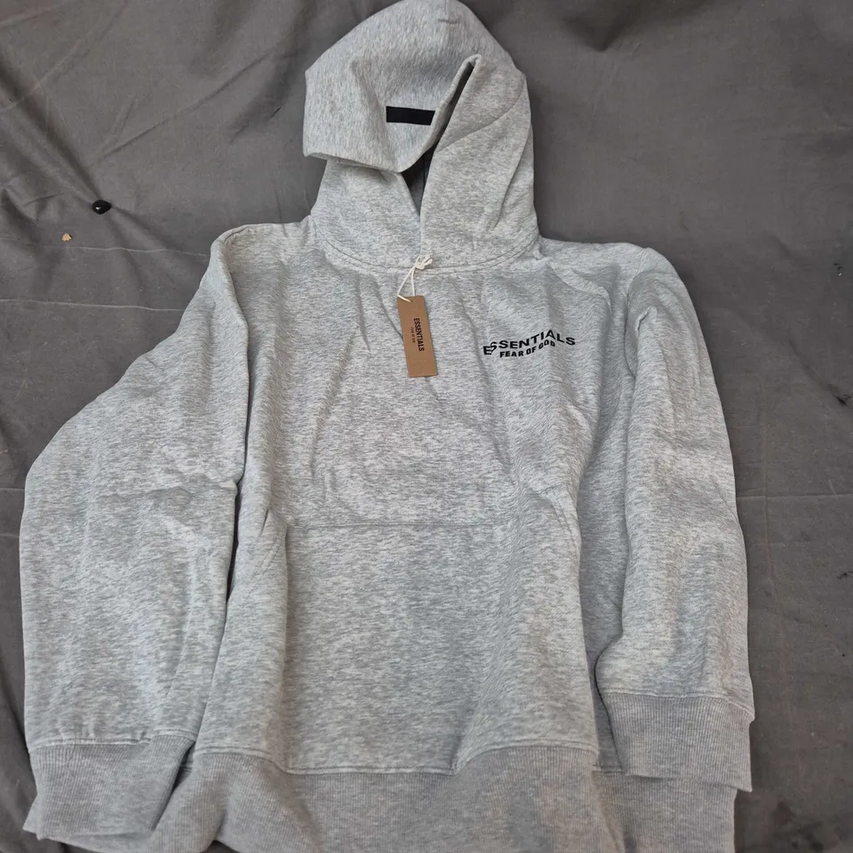 FEAR OF GOD ESSENTIALS HOODIE – GREY, SIZE M