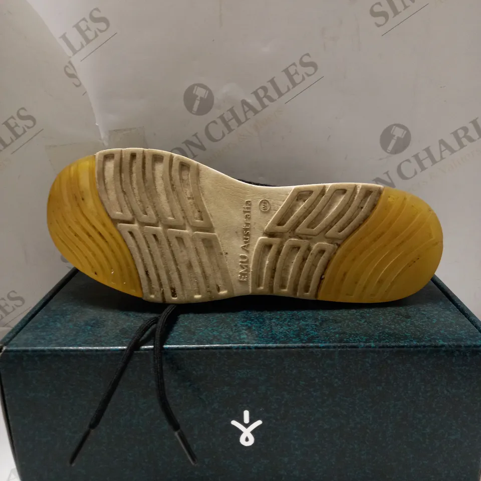 EMU AUSTRAILIA BLACK KNITTED COTTON TRAINERS - SIZE 