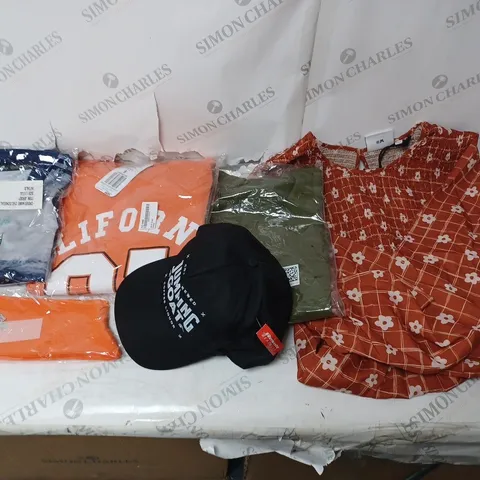 BOX OF ASSORTED CLOTHING ITEMS TO INCLUDE DRESSES, JUMPERS, T-SHIRTS ETC