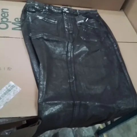BOXED BRAND NEW APPROXIMATELY 14 SIMPLY BE A LINE MAXI SKIRT BLACK/SILVER SIZE 20