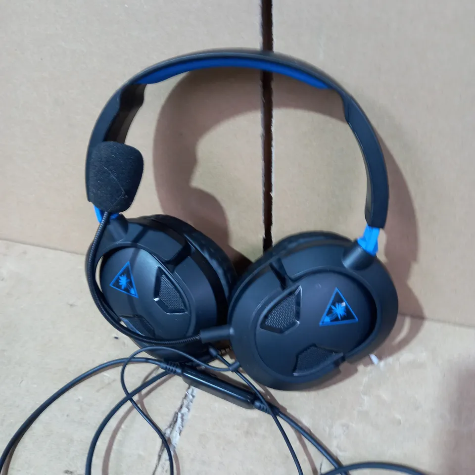TURTLE BEACH EARFORCE RECON 50P WIRED GAMING HEADSET BLACK/BLUE