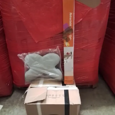 PALLET OF ASSORTED HOUSEHOLD GOODS AND PRODUCTS TO INCLUDE;LARGE AREA RUG,RETRACTABLE SAFETY GATE,BACK CUSHION 