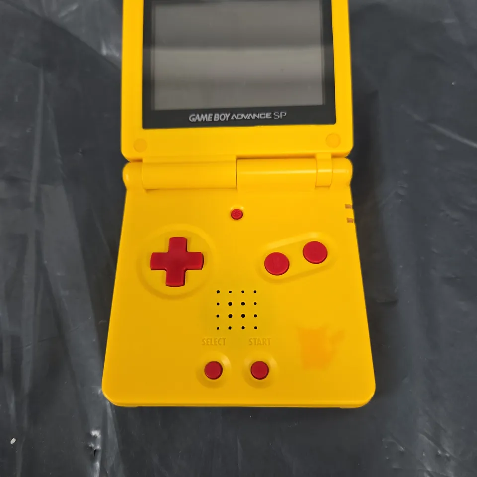 NINTENDO GAMEBOY ADVANCE SP 