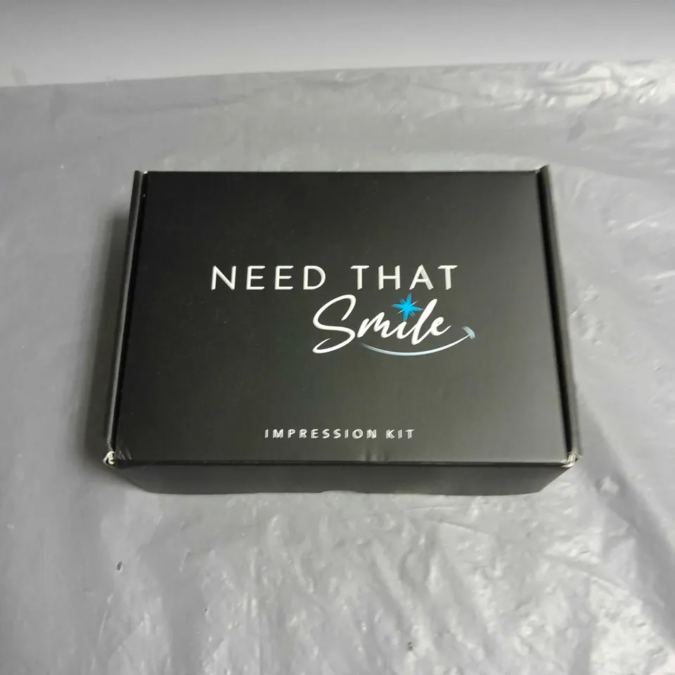 BOXED NEED THAT SMILE IMPRESSION KIT