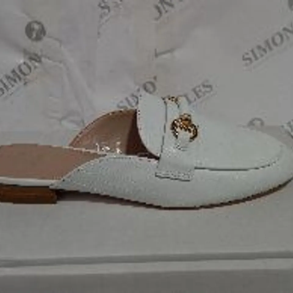 DUNE WHITE-CROC PRINT LEATHER SLIM SOLE BACKLESS SHOES SIZE 5