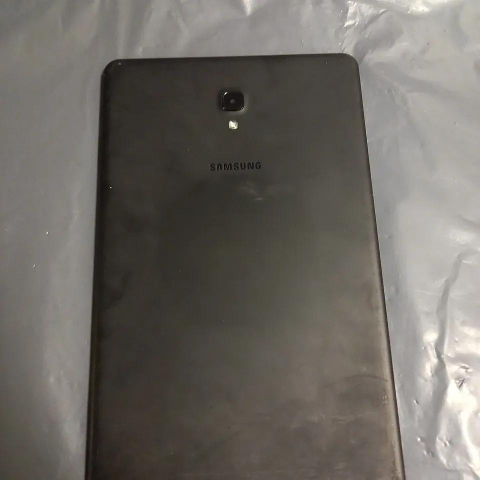 SAMSUNG GALAXY TAB