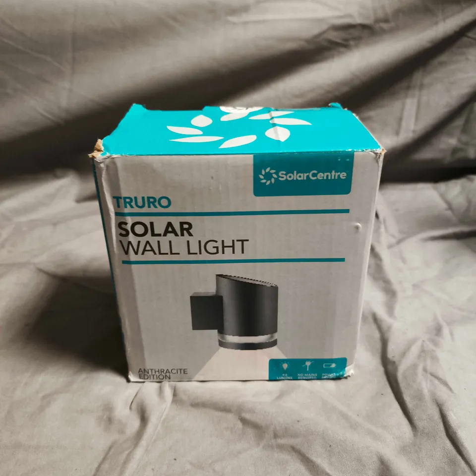 TRURO SOLAR WALL LIGHT – ANTHRACITE EDITION