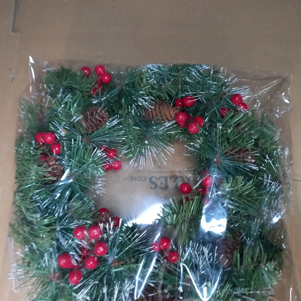 DESIGNER STYLE DECORATIVE FESTIVE WREATH