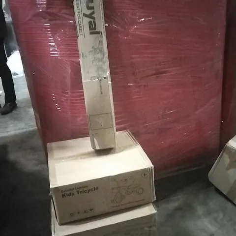 PALLET OF ASSORTED PRODUCTS AND HOUSEHOLD GOODS TO INCLUDE;AIR FRYER,KIDS TRICYCLE, CHAIR MATT