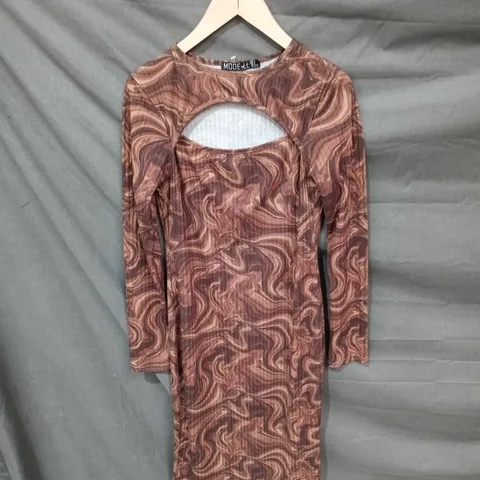 BROWN MARBLED PRINT LONG-SLEEVE DRESS WITH CHEST CUT-OUT – UK 12 BRAND MODE