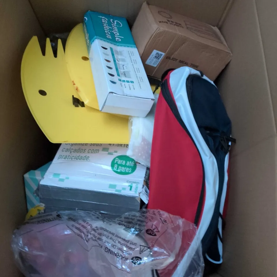 APPROXIMATELY 20 ASSORTED HOUSEHOLD PRODUCTS 