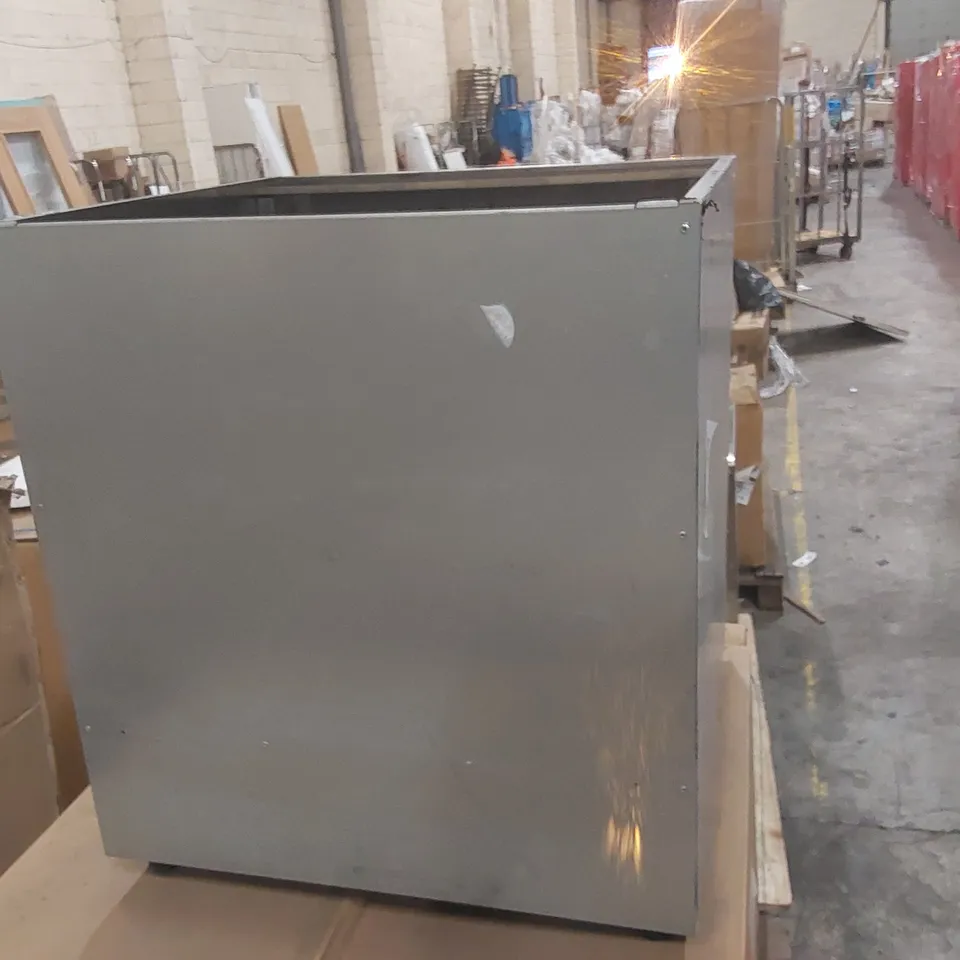 PEDISTALL DOUBLE DOOR CABINET 