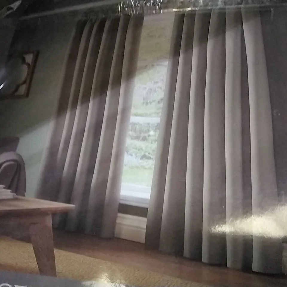 JACQUELYN PENCIL PLEAT ROOM DARKENING THERMAL CURTAINS 