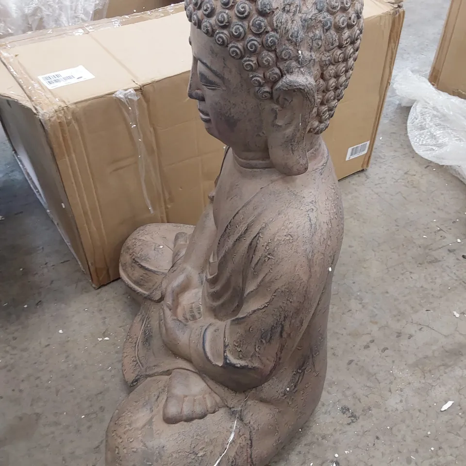 BOXED LARGE SITTING BUDHA FIGURE