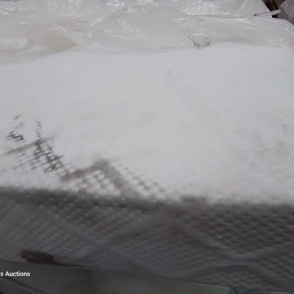 MEMORY FOAM MATTRESS - APPROX 130X190CM