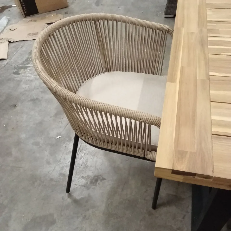 DESIGNER OUTDOOR PATIO DINING SET