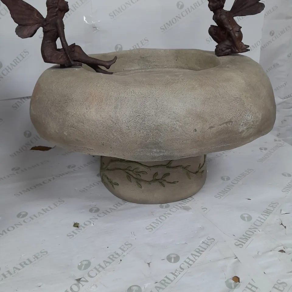 BOXED MY GARDEN STORIES FAIRY GATHERING BIRD BATH