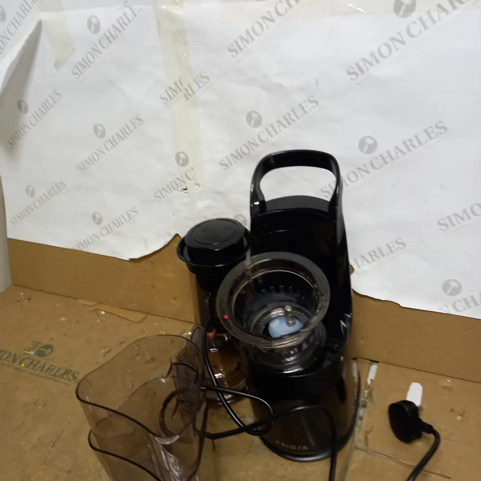 FRIDJA MASTICATING JUICER