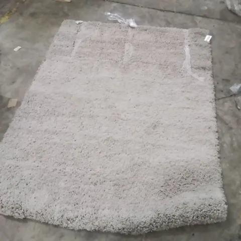 QUALITY DESIGNER AREA RUG - APPROXIMATELY 200X158