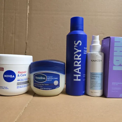 APPROXIMATELY 15 ASSORTED HEALTH & BEAUTY PRODUCTS TO INCLUDE HARRYS, VASELINE AND HABI