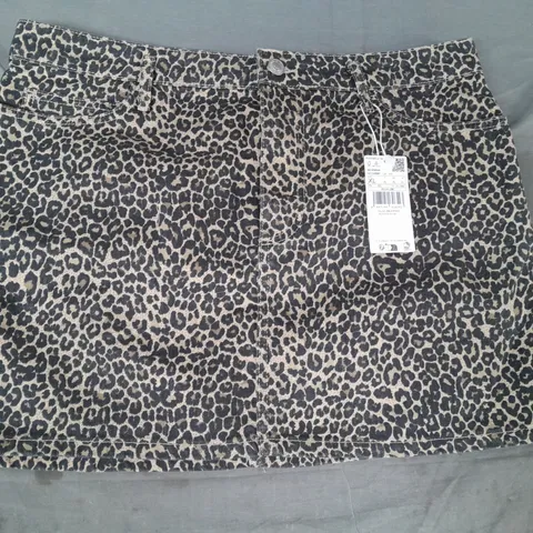 MNG SKIRT IN LEOPARD PRINT SIZE XL