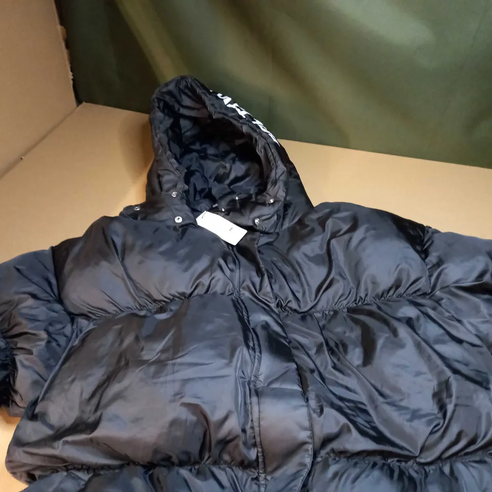 PLT BLACK/LOGO HOODED PUFFER JACKET - MEDIUM