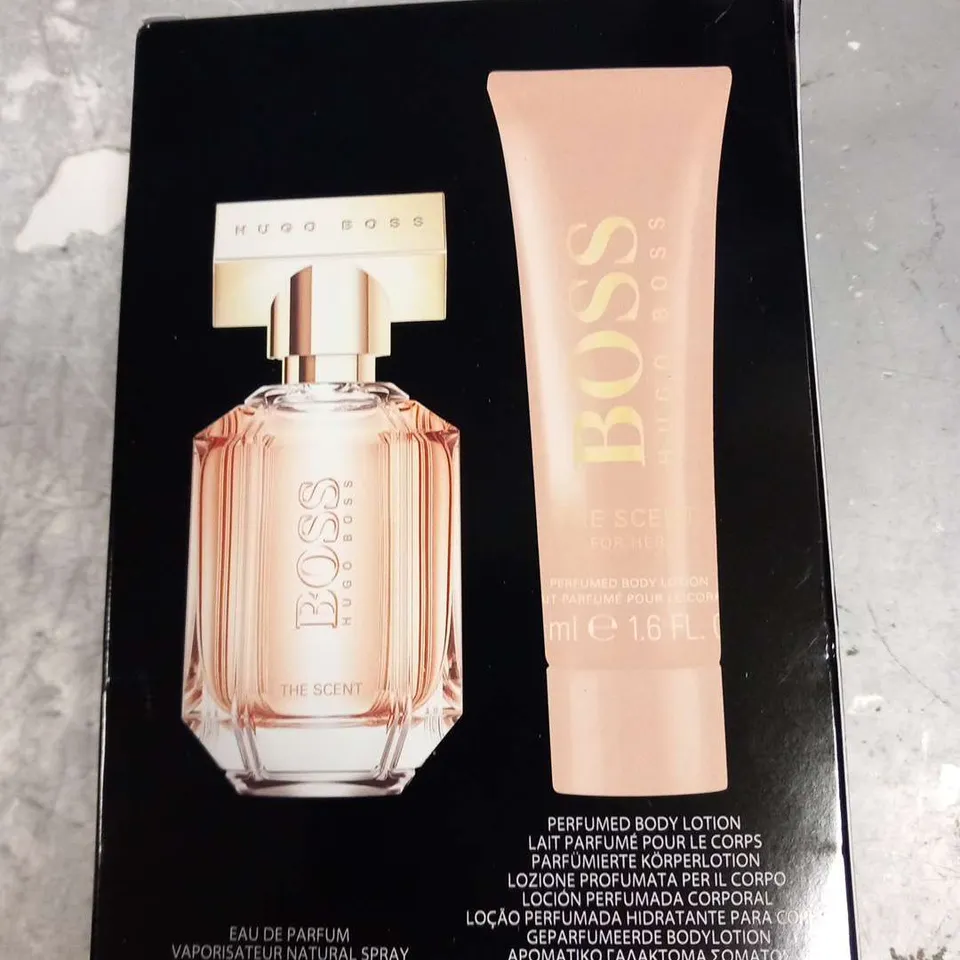 BOXED BOSS BOTTLED THE SCENT FOR HER GIFT SET