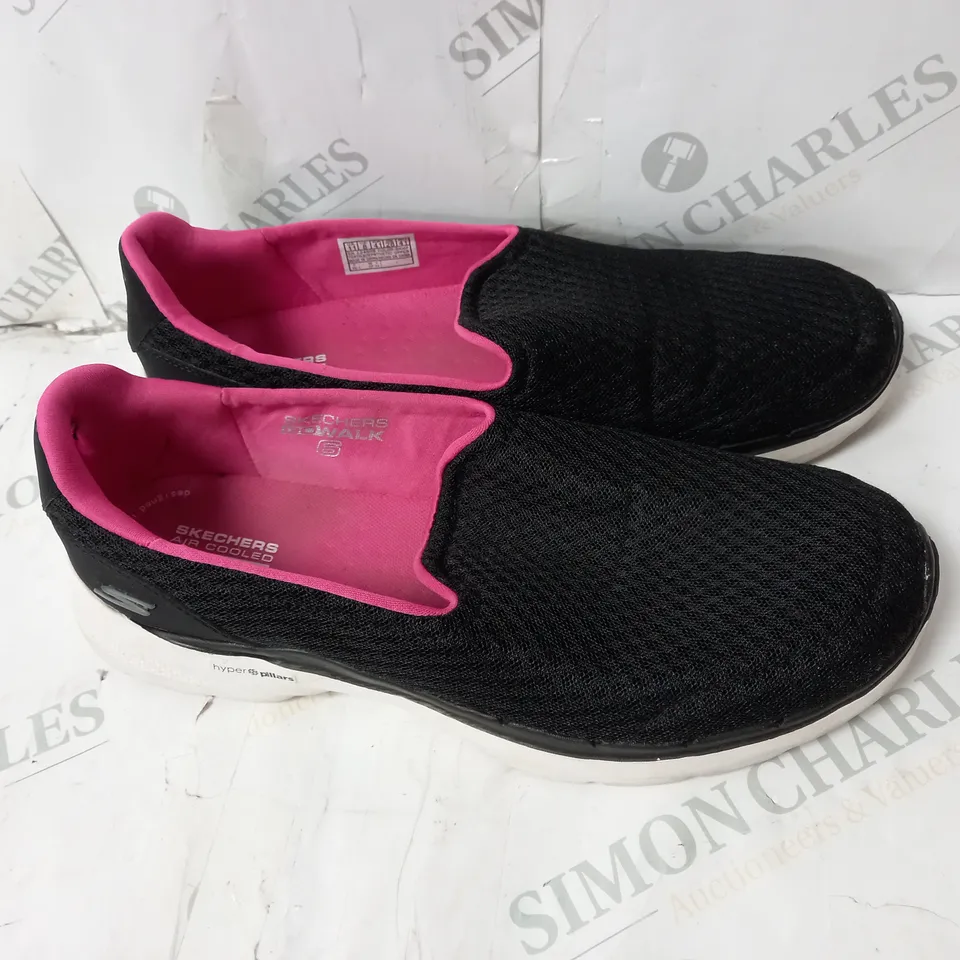 PAIR OF BOXED SKECHERS GO WALK 6, BLACK & FUSCHIA, UK SIZE 8