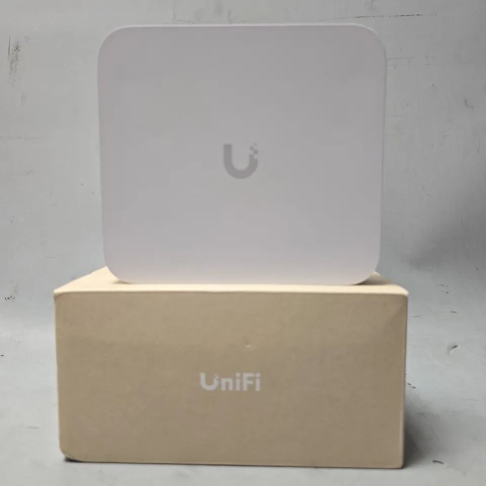 BOXED UNIFI UXG-MAX GATEWAY MAX BROADBAND ROUTER