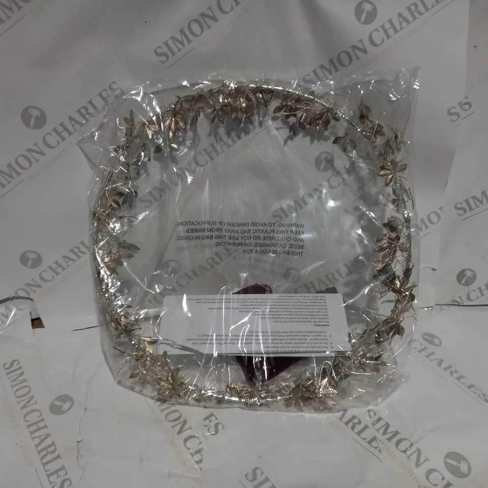 ALISON CORK PRE LIT JEWELLED WREATH