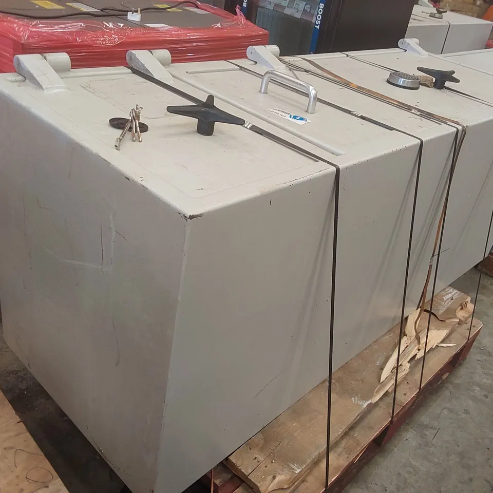 SMP LARGE HEAVY DUTY COMBINATION SAFE