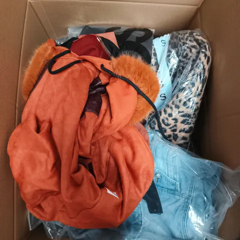 LARGE BOX OF APPROXIMATELY 25 ASSORTED CLOTHING ITEMS IN VARIOUS COLOURS, STYLES AND SIZES - COLLECTION ONLY