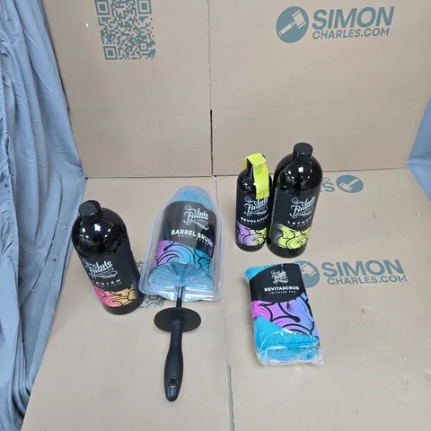 AUTO FINESSE CAR CARE KIT – BOTTLES, BRUSH & MICROFIBRE CLOTH