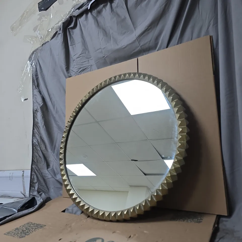 PARAGON BRASS ROUND WALL MIRROR – PYRAMID-EDGED BEZEL