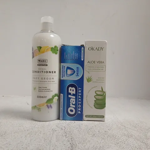 APPROXIMATELY 12 ASSORTED COSMETIC ITEMS INCLUDING VARIOUS MAKES AND BRANDS - COLLECTION ONLY