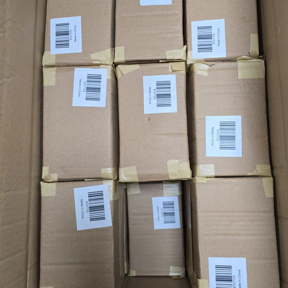 APPROXIMATELY 30 PAIRS OF ACRYLIC WIRE LIGHTS (POLAR BEARS)