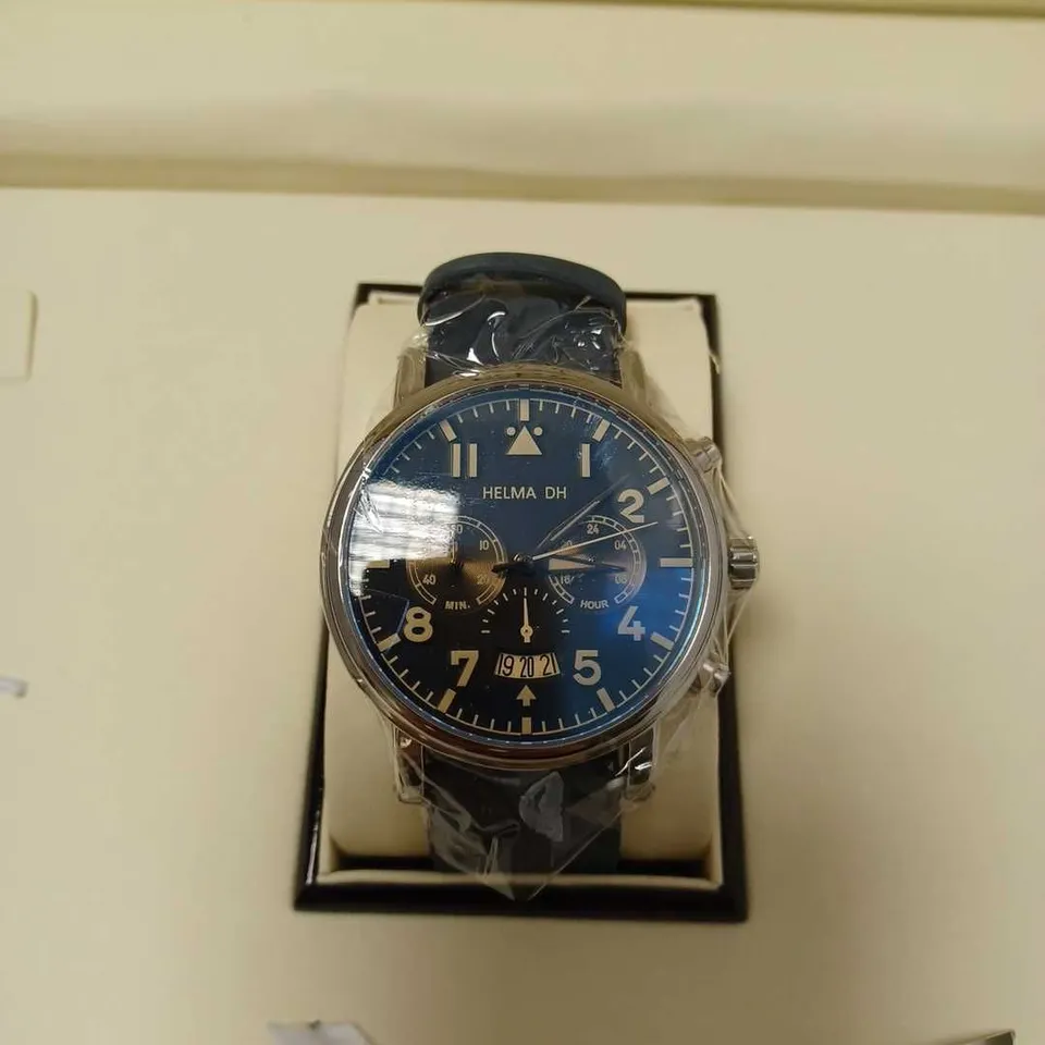 HELMA DH CHRONOGRAPH VINTAGE STYLE SUEDE STRAP WRISTWATCH