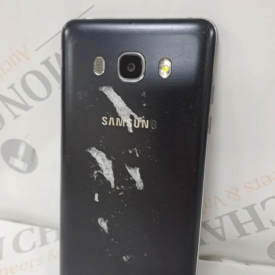 SAMSUNG GALAXY J5
